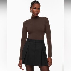 Aritzia Babaton Sculpt Knit Astrid Longsleeve
